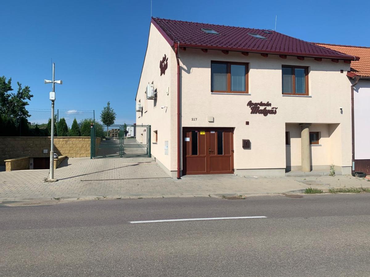 Apartman Matyas Drnholec Zewnętrze zdjęcie