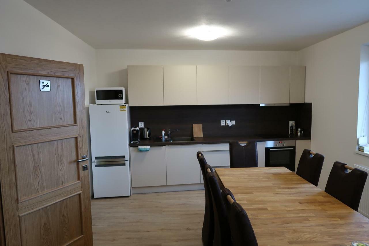 Apartman Matyas Drnholec Zewnętrze zdjęcie