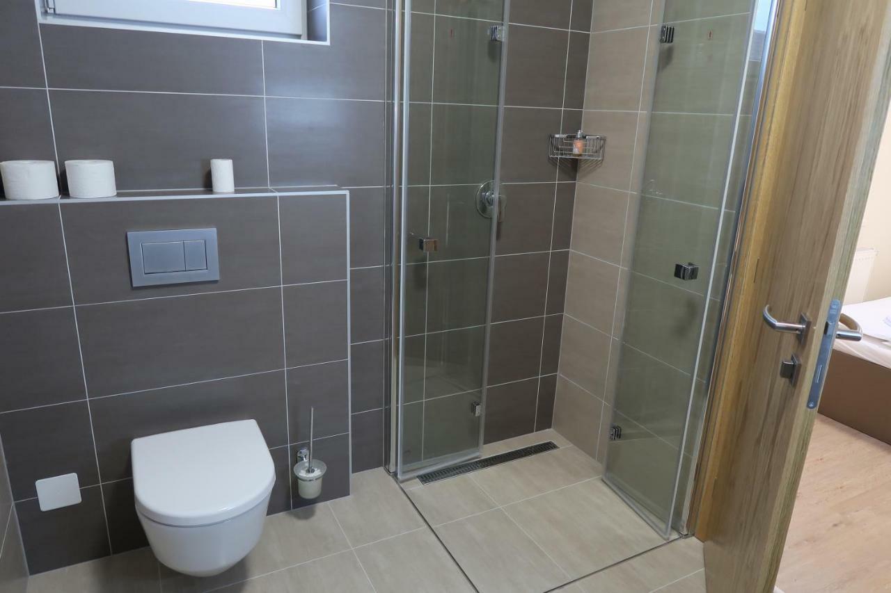 Apartman Matyas Drnholec Zewnętrze zdjęcie