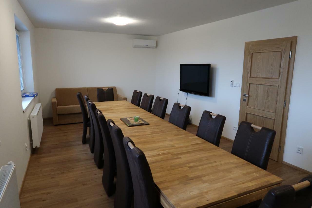 Apartman Matyas Drnholec Zewnętrze zdjęcie